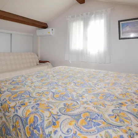 3 Bedroom Gorgeous Home In Cervione
