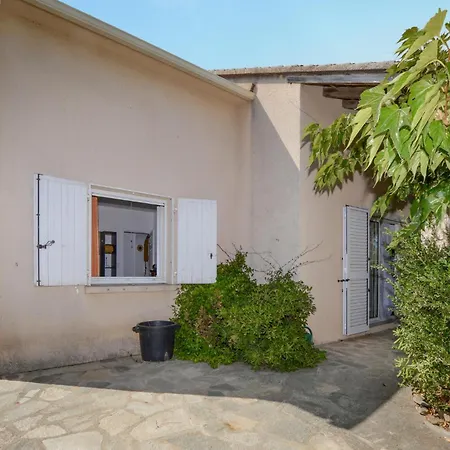 3 Bedroom Gorgeous Home In Cervione